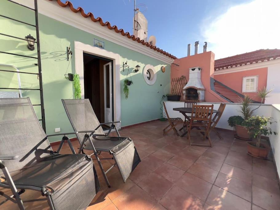 Principe Real Magnificent Duplex View * Lissabon